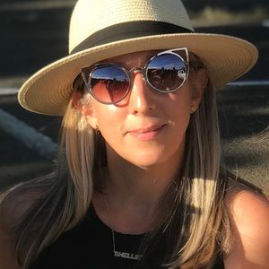 Meet your Posher, Shellie